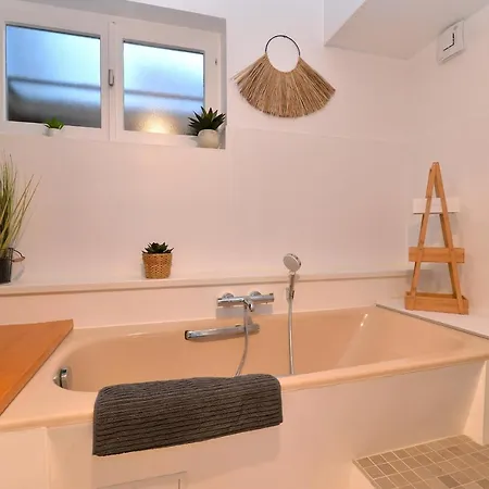 Apartment A L'oree Du Bois *