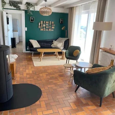 A L'oree Du Bois לבארוש